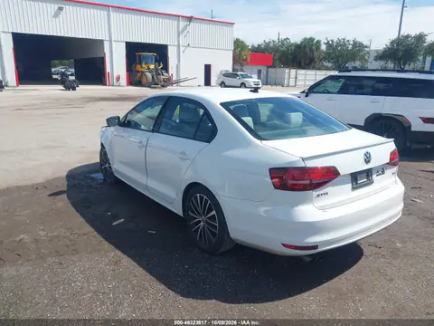 2016 Volkswagen Jetta 1.8T Sport VIN 3VWD17AJ4GM413929 фото 4