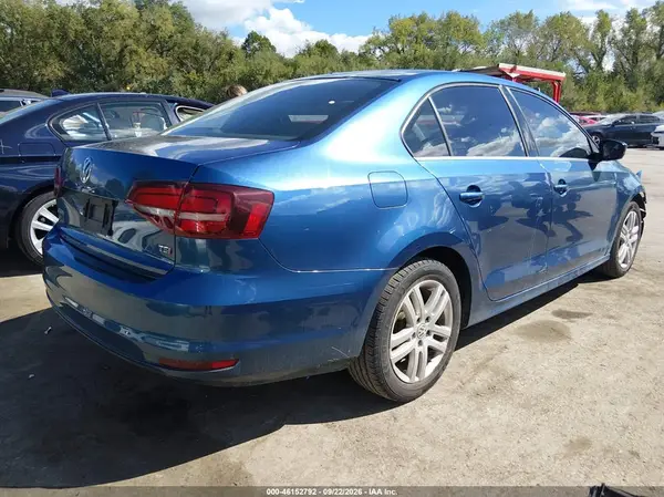 3VW2B7AJ6HM218808 — 2017 Volkswagen Jetta, фото 4 с аукциона IAAI 07.10.2026, Град