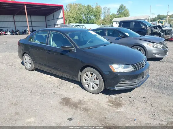 3VW167AJXHM316272 — 2017 Volkswagen Jetta, Пресная вода (Fresh Water), фото до ремонта