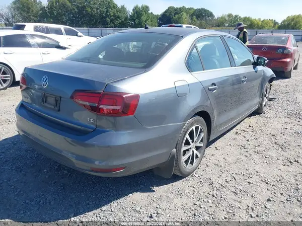3VWDB7AJ9HM249480 — 2017 Volkswagen Jetta, фото 4 с аукциона IAAI, Передняя часть справа