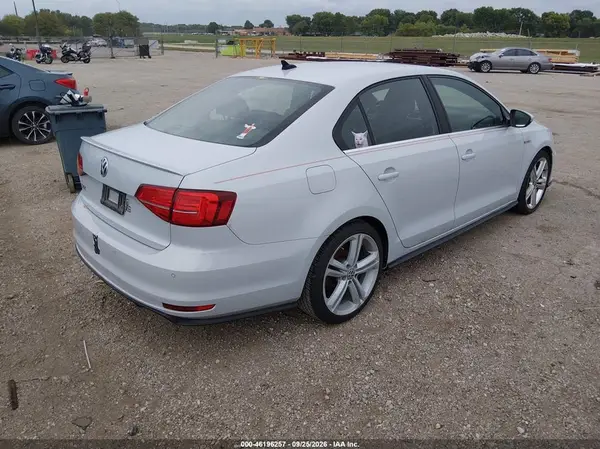 3VW4T7AJ1HM316571 — 2017 Volkswagen Jetta, фото 4 с аукциона IAAI, Механические повреждения