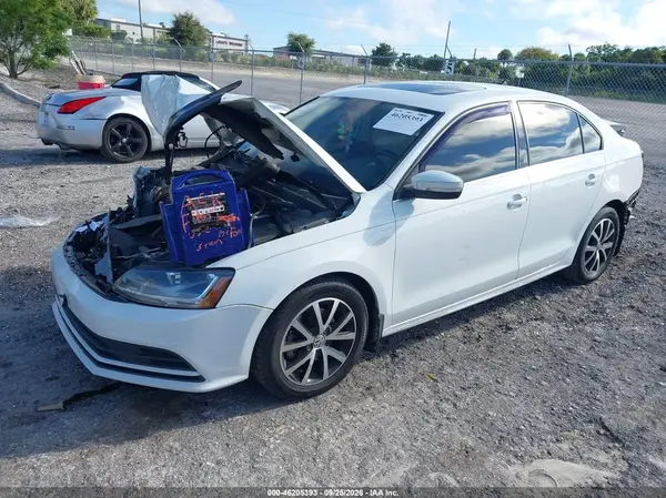 3VWDB7AJ6HM319825 — 2017 Volkswagen Jetta, фото 2 с аукциона IAAI, Повреждения со всех сторон