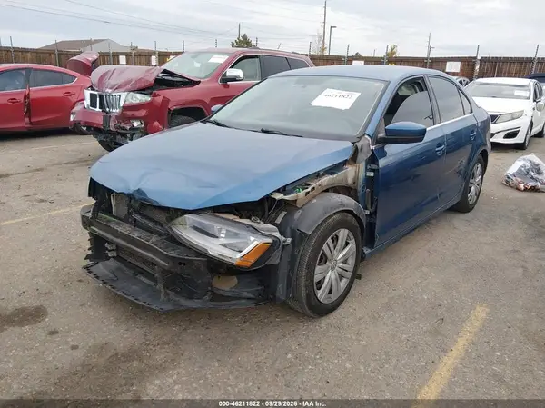 3VW167AJXHM345495 — 2017 Volkswagen Jetta, фото 2 с аукциона IAAI, Передняя часть
