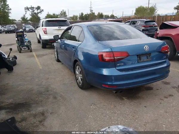 3VW167AJXHM345495 — 2017 Volkswagen Jetta, фото 3 с аукциона IAAI, Передняя часть