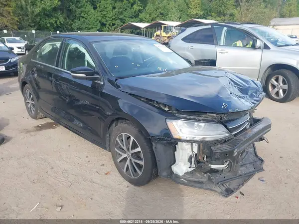 3VWDB7AJ2HM361280 — 2017 Volkswagen Jetta, Передняя часть (Front End), фото до ремонта