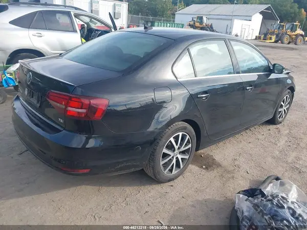 3VWDB7AJ2HM361280 — 2017 Volkswagen Jetta, фото 4 с аукциона IAAI, Передняя часть