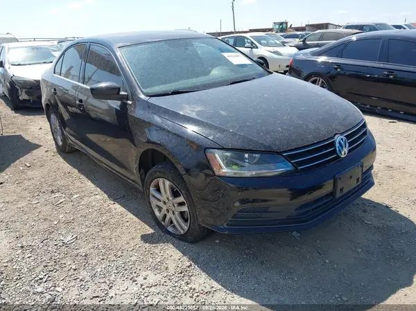 3VW2B7AJ7HM320358 — 2017 Volkswagen Jetta, Передняя часть слева (Left Front), фото до ремонта