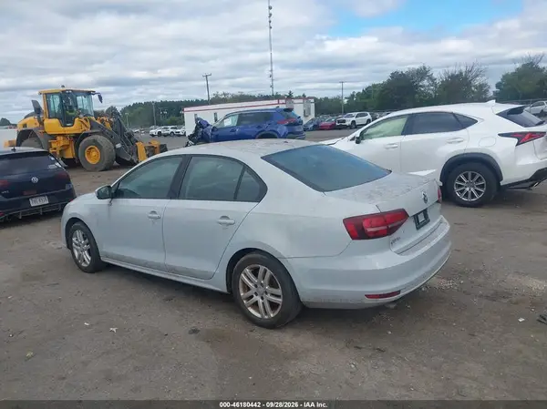 3VW2B7AJ7JM209265 — 2018 Volkswagen Jetta, фото 3 с аукциона IAAI, Биологическая или химическая опасность
