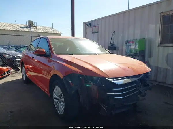 3VWCB7BU7KM211788 — 2019 Volkswagen Jetta, Передняя часть (Front End), фото до ремонта