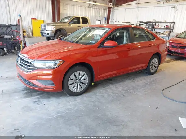 3VWC57BU2KM053335 — 2019 Volkswagen Jetta, фото 2 с аукциона IAAI, Правый бок