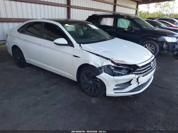 3VWG57BU1KM002815 — 2019 Volkswagen Jetta, Передняя часть (Front End), фото до ремонта