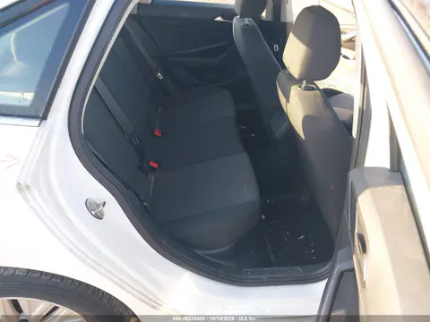 2019 Volkswagen Jetta 1.4T R-Line/1.4T S/1.4T Se VIN 3VWC57BU7KM250680 фото 9
