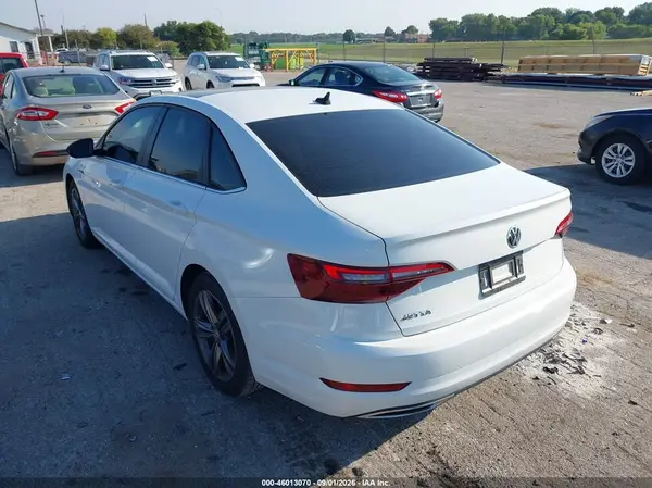 3VWC57BU9LM080615 — 2020 Volkswagen Jetta, фото 3 с аукциона IAAI 13.10.2026, Правый бок