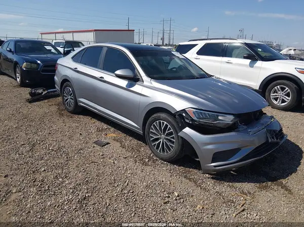 3VWC57BU3MM004650 — 2021 Volkswagen Jetta, Передняя часть (Front End), фото до ремонта