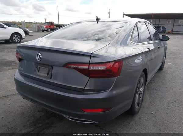 3VWC57BU6MM030952 — 2021 Volkswagen Jetta, фото 4 с аукциона IAAI, Передняя часть