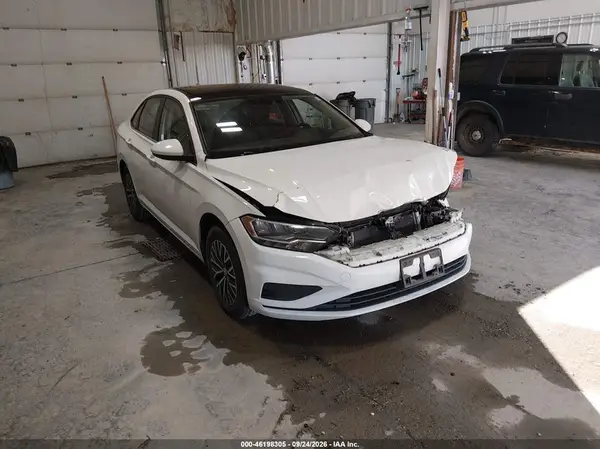 3VWC57BU6MM052496 — 2021 Volkswagen Jetta, Передняя часть (Front End), фото до ремонта