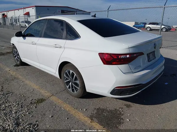 3VW5M7BU2RM101616 — 2024 Volkswagen Jetta, фото 3 с аукциона IAAI, Передняя часть