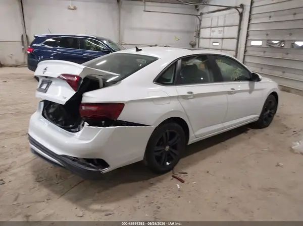 3VW7M7BU0RM067698 — 2024 Volkswagen Jetta, фото 4 с аукциона IAAI, Задняя часть