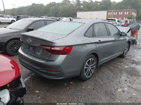 3VWBM7BU1RM008086 — 2024 Volkswagen Jetta, фото 4 с аукциона IAAI, Передняя часть