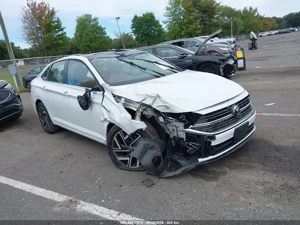 3VWGM7BU0RM070584 — 2024 Volkswagen Jetta, LEFT & RIGHT SIDE, фото до ремонта