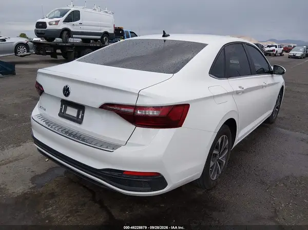 3VW5M7BU9RM046565 — 2024 Volkswagen Jetta, фото 4 с аукциона IAAI, Передняя часть