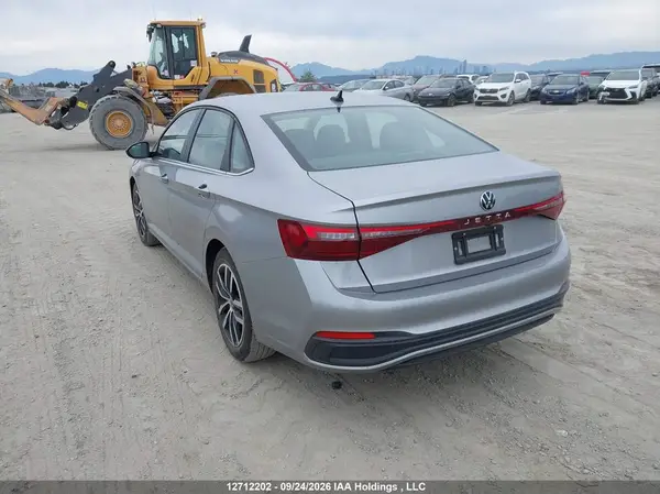 3VWEX7BU7SM093400 — 2025 Volkswagen Jetta, фото 3 с аукциона IAAI 29.09.2026, Правый бок