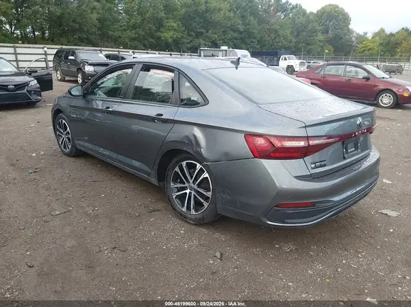 3VWBX7BU6SM042165 — 2025 Volkswagen Jetta, фото 3 с аукциона IAAI, Левый бок