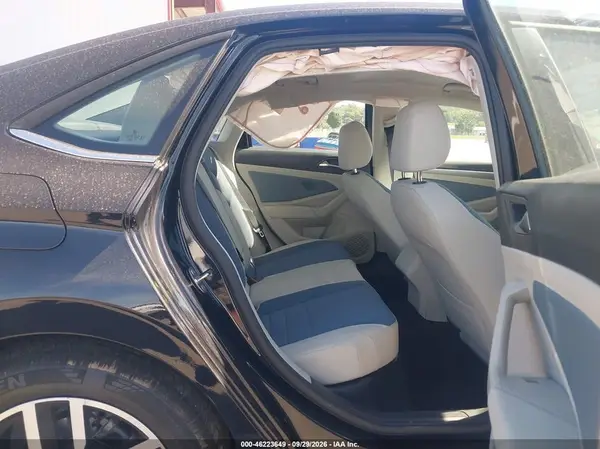 3VW7X7BU8SM002899 — 2025 Volkswagen Jetta, фото 4 с аукциона IAAI, Передняя часть