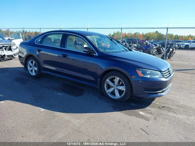 2015 Volkswagen Passat 1.8 Tsi Comfortline VIN 1VWBS7A38FC031327 фото 1