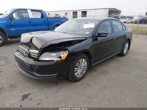 2015 Volkswagen Passat 1.8t S VIN 1VWAS7A3XFC024696 фото 2