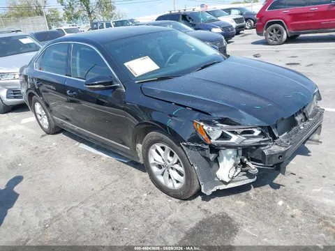 1VWAT7A38GC008821 — 2016 Volkswagen Passat 1.8T S, Передняя часть (Front End), фото до ремонта