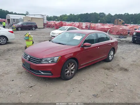 2016 Volkswagen Passat 1.8t S VIN 1VWAT7A36GC055877 фото 2