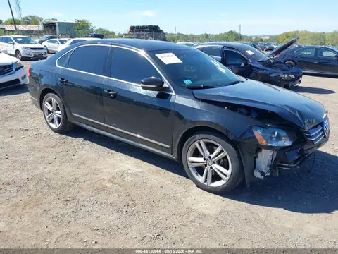 1VWBT7A31FC010333 — 2015 Volkswagen Passat 1.8T SE, Передняя часть (Front End), фото до ремонта