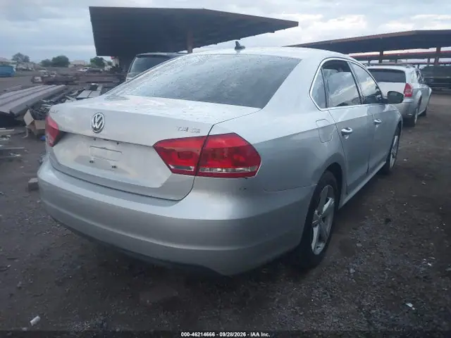 1VWBT7A37FC015343 — 2015 Volkswagen Passat 1.8T SE, фото 4 с аукциона IAAI 13.10.2026, Естественный износ