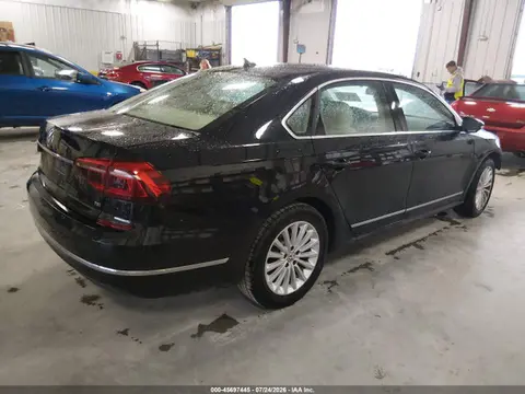 2017 Volkswagen Passat 1.8t Se VIN 1VWBT7A37HC063511 фото 4