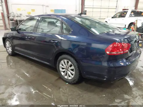 2015 Volkswagen Passat 1.8t Wolfsburg Edition VIN 1VWAT7A35FC062107 фото 3