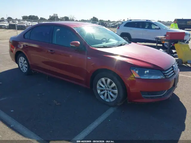 1VWAT7A32FC056667 — 2015 Volkswagen Passat 1.8T Wolfsburg Edition, Естественный износ (Normal Wear & Tear), фото до ремонта