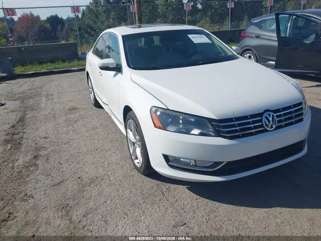 1VWBN7A34EC089344 — 2014 Volkswagen Passat 2.0L Tdi SE, Правый бок (Right Side), фото до ремонта