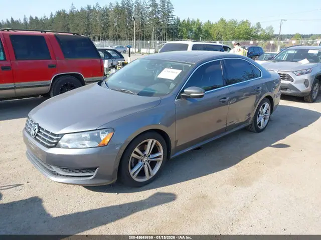 1VWBV7A32FC051192 — 2015 Volkswagen Passat 2.0L Tdi SE, фото 2 с аукциона IAAI 14.10.2026, Левый бок