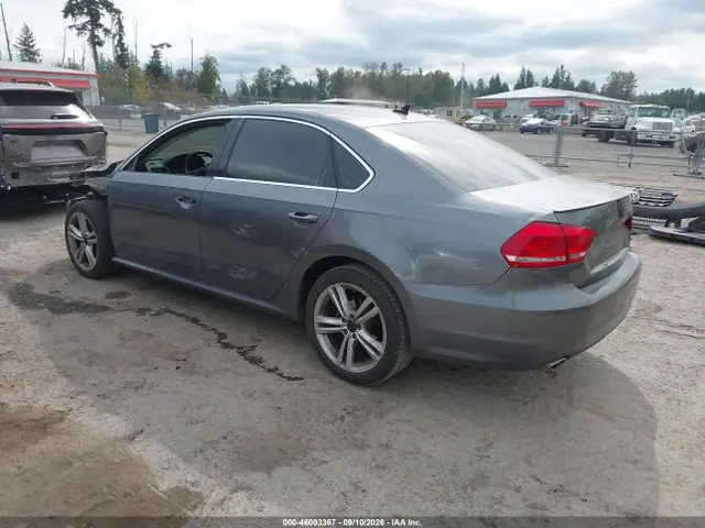 1VWBV7A30FC045858 — 2015 Volkswagen Passat 2.0L Tdi SE, фото 3 с аукциона IAAI 14.10.2026, Передняя часть