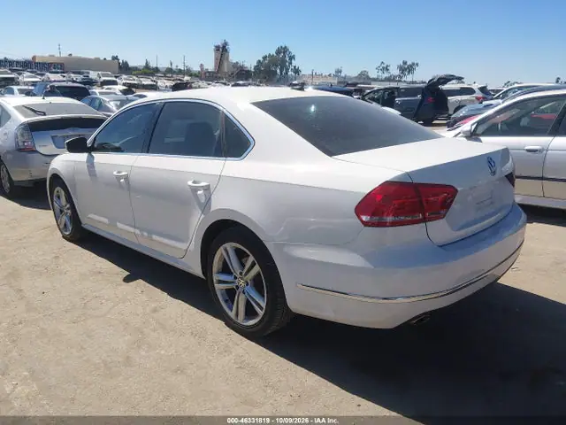 1VWCN7A30EC093458 — 2014 Volkswagen Passat 2.0L Tdi SEL Premium, фото 3 с аукциона IAAI 14.10.2026, Естественный износ