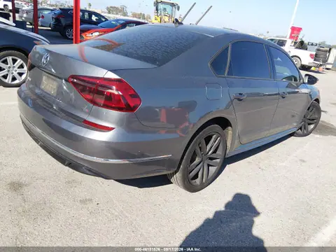 2018 Volkswagen Passat 2.0t R-line/2.0t S VIN 1VWAA7A34JC013883 фото 4