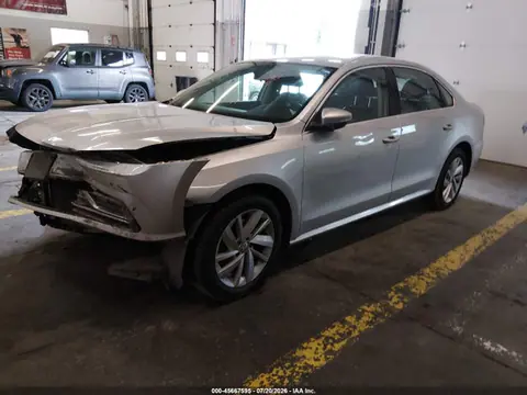 2018 Volkswagen Passat 2.0t Se VIN 1VWBA7A36JC029877 фото 2