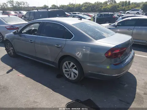 2018 Volkswagen Passat 2.0t Se VIN 1VWBA7A33JC042263 фото 3
