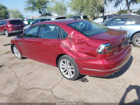 2019 Volkswagen Passat 2.0t Wolfsburg Edition VIN 1VWLA7A31KC001023 фото 3