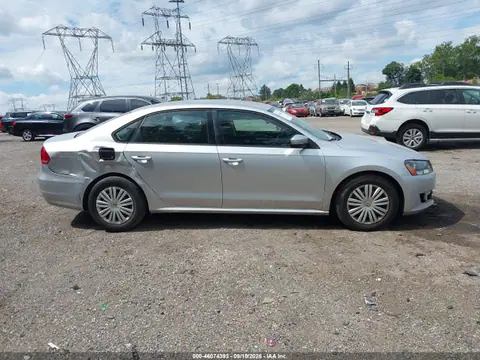 2014 Volkswagen Passat 2.5l S VIN 1VWAP7A32EC026538 фото 14