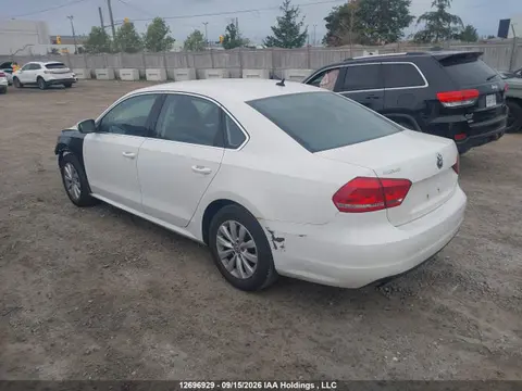 2014 Volkswagen PASSAT S VIN 1VWAH7A38EC043762 фото 3