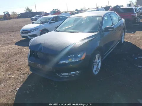 2015 Volkswagen PASSAT SEL VIN 1VWCM7A33FC053718 фото 2