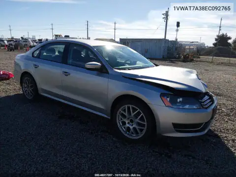 1VWAT7A38EC092765 — 2014 Volkswagen Passat, Передняя часть, фото до ремонта