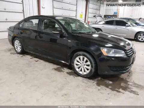 1VWAT7A34FC043645 — 2015 Volkswagen Passat, Град, фото до ремонта